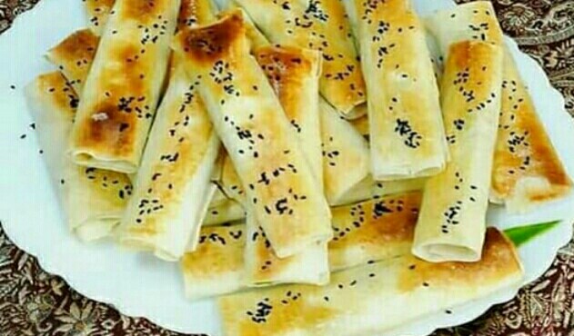 از شما/بورک پنيروقارچ ومرغ