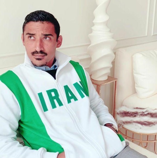 لباس تیم ملی ایران در جام‌جهانی ۱۹۷۸ بر تن رضا گوچی