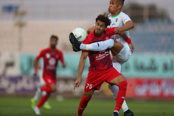 مهاجم تیم فوتبال پرسپولیس در رادار 2 باشگاه پرتغالی