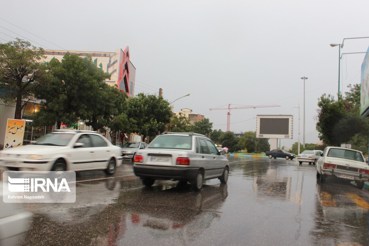 باران شدید و جاری شدن سیلاب در خلخال