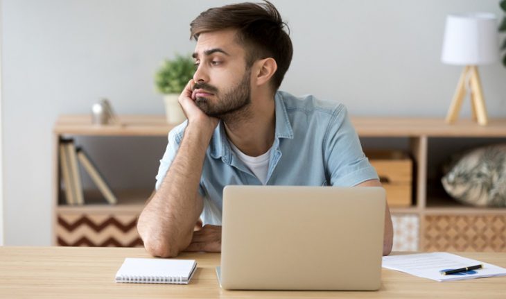 ۳ ترفند برای رفع خواب آلودگی در محیط کار