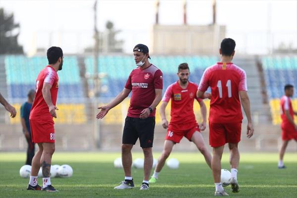 فرق اساسی پرسپولیس و استقلال