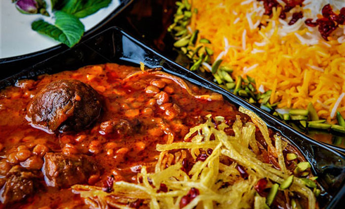 چگونه تلخي خورشت و سوپ را برطرف کنيم؟