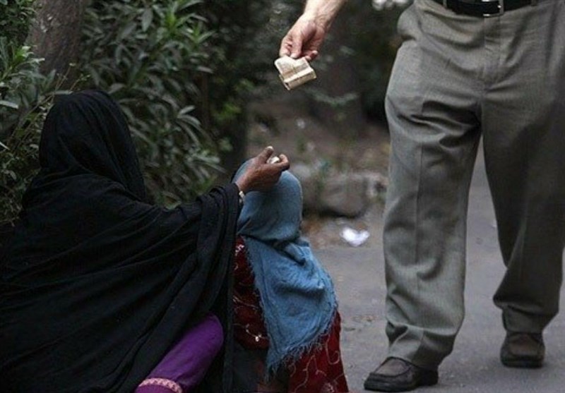 کمک به متکدیان در قزوین ممنوع شد