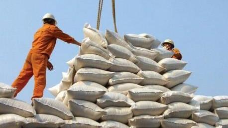 ترخیص ۸۰ هزار تن برنج تا پایان مرداد ماه از گمرک