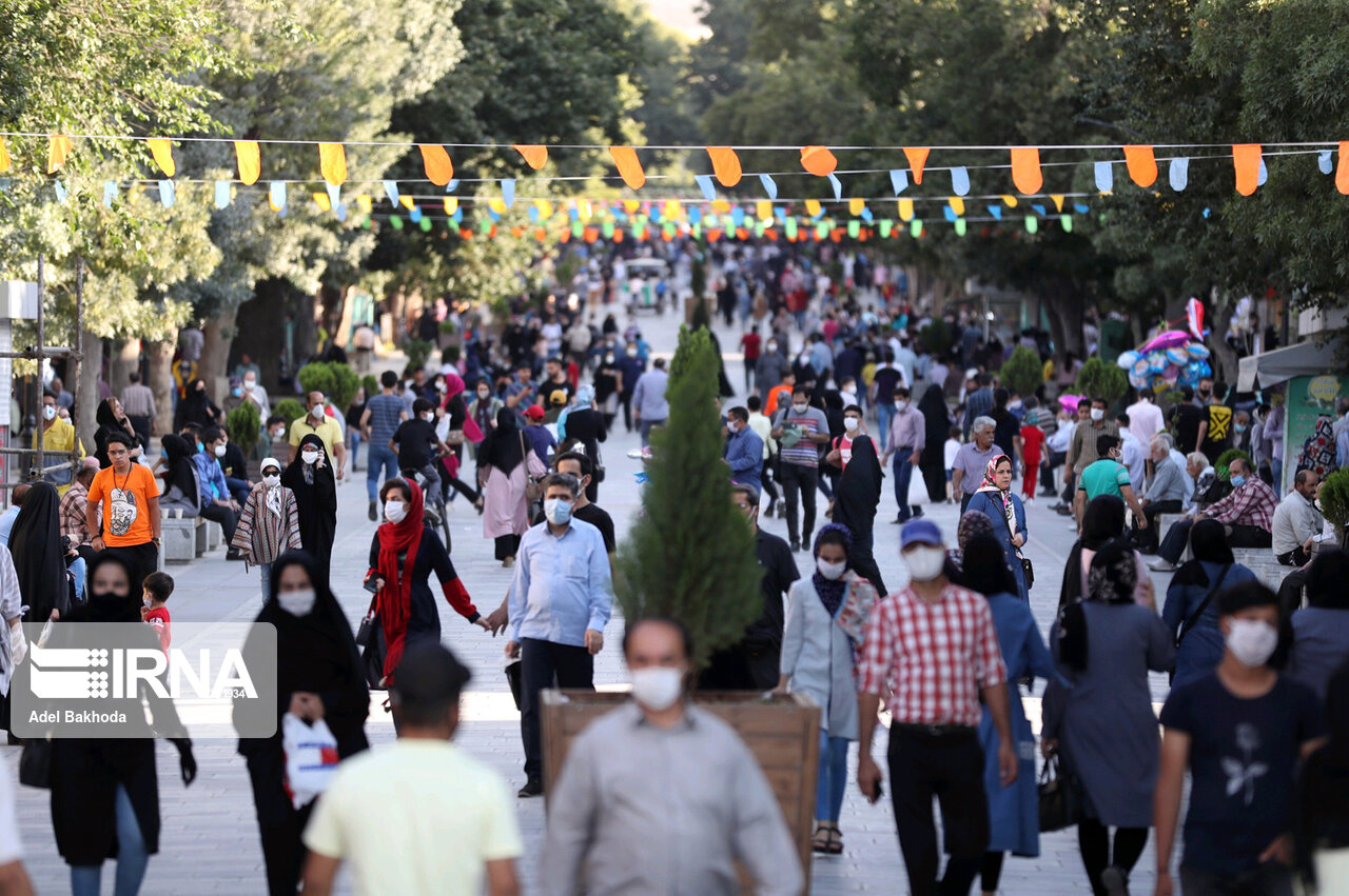 خیابان گردی در وضعیت قرمز همدان