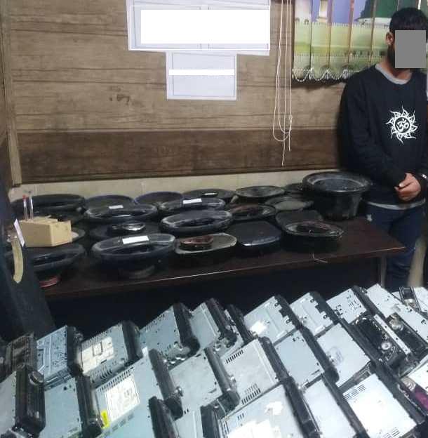 پایان خط سارق درون خودرو با 40 فقره سرقت در شیراز