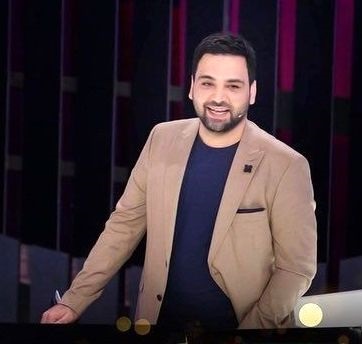 چهره ها/ تقدیر احسان علیخانی از پاکبازی مدافعان نظافت
