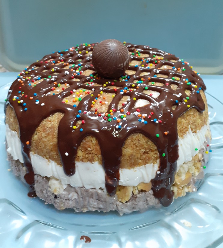 از شما/کيک يخچالي😋