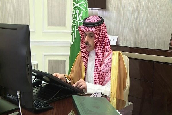 عربستان: کنار لبنان ایستادهایم؛ نصیحت رئیسجمهور مصر به لبنان