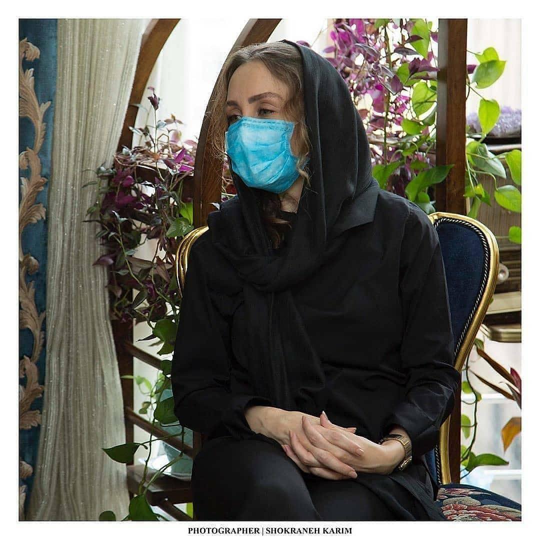 حضور هنرمندان در خانه نعیمه نظام دوست برای گرامی داشت یاد ماه چهره خلیلی