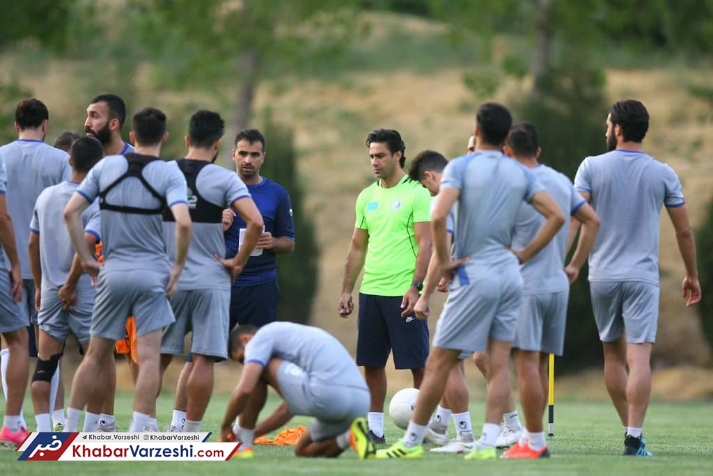 استوری، پست و مصاحبه ممنوع