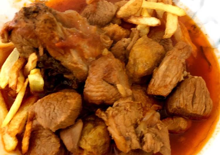 غذاي اصلي/ آموزش تهيه خورشت آلو
