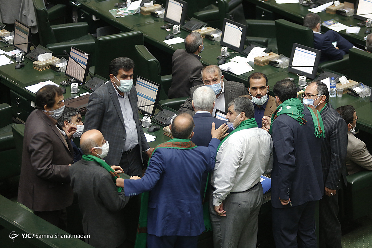 عکس/ عیدی دادن نمایندگان بعد از عید غدیر