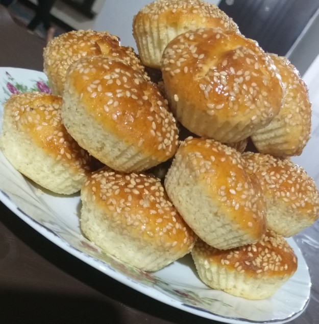 از شما/کيک فنجوني هاي امروزم .جاتون خيلي سبز.
