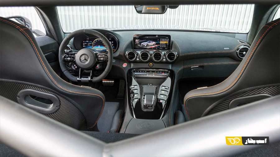 مرسدس بنز AMG GT بلک سریز با ۷۲۰ اسب بخار قدرت معرفی شد