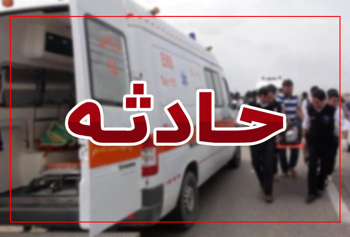 برخورد شدید 2 دستگاه پژو در پارس‌آباد جان عابر پیاده را گرفت