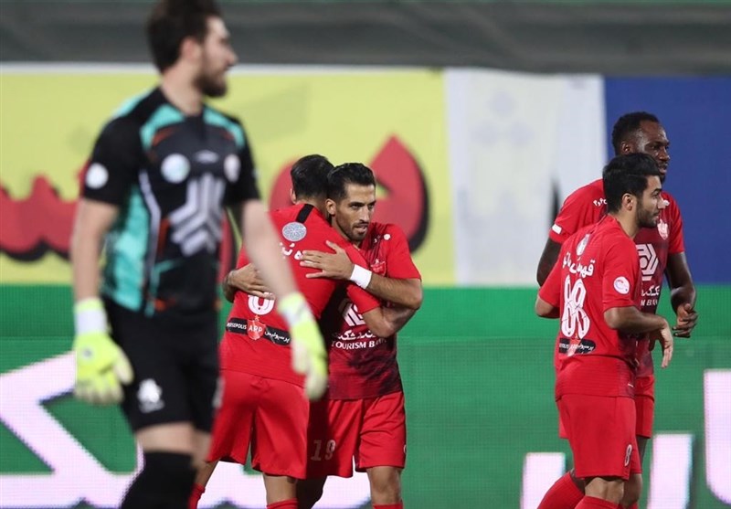 برتری یک نیمهای پرسپولیس، گلگهر، فولاد، سپاهان، ماشینسازی و شاهین