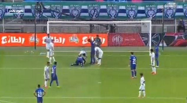 وحشت در عربستان؛ ستاره الهلال غش کرد!