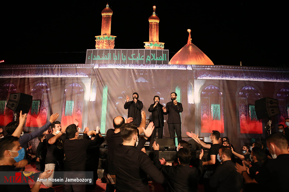 عکس/ عزاداری شب اول محرم در میدان امام خمینی (ره)