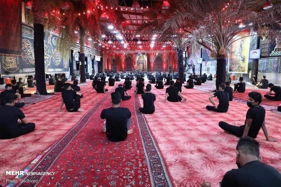عزاداری با رعایت فاصله اجتماعی در عراق