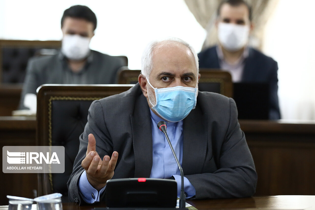 قدردانی ظریف از ایثار و جانفشانی کادر درمان