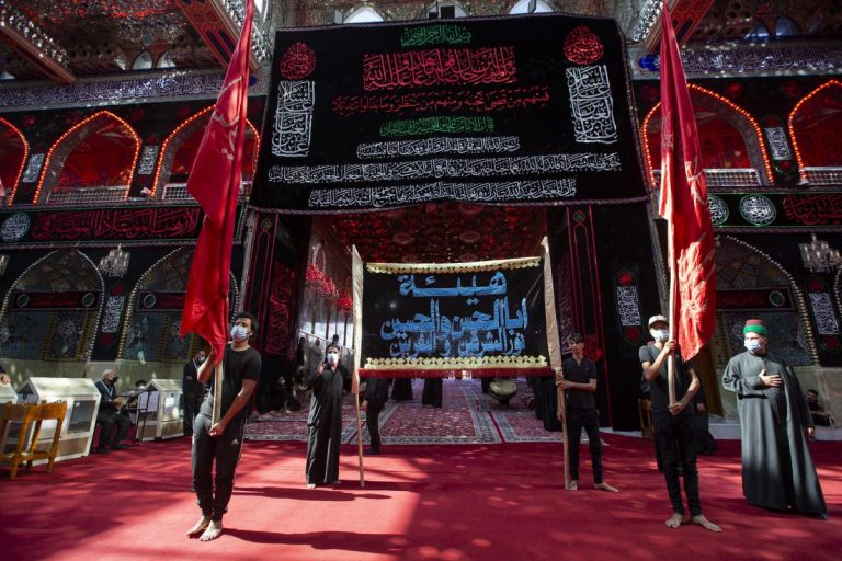 عکس/ عزاداری موکب ها در کربلای معلی