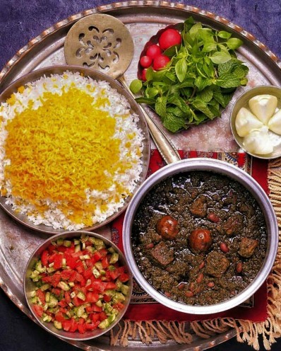 از شما/طرز تهيه قورمه سبزي در زودپز + روش پخت سريع قرمه سبزي کارمند