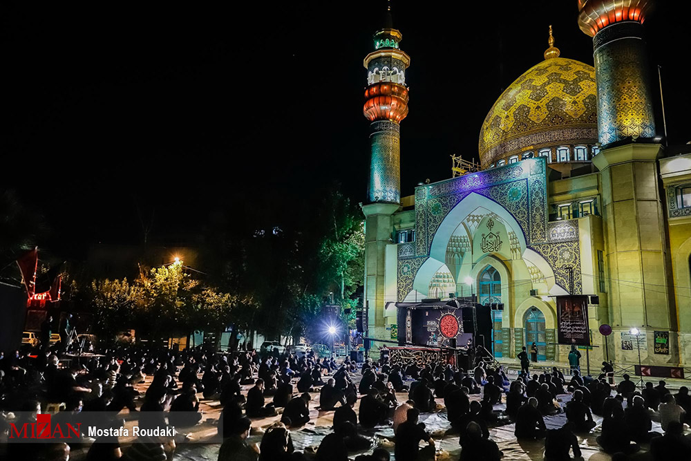 عزاداری شب سوم محرم در میدان فلسطین تهران