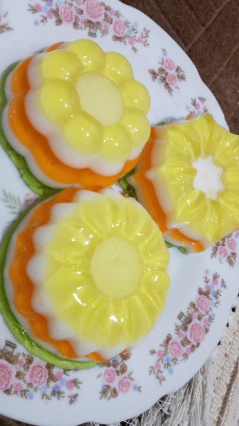 از شما/ژله ۴ طعم خوشمزه 