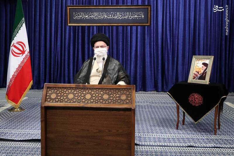 حدیث نصب شده در حسینیه امام خمینی (ره)