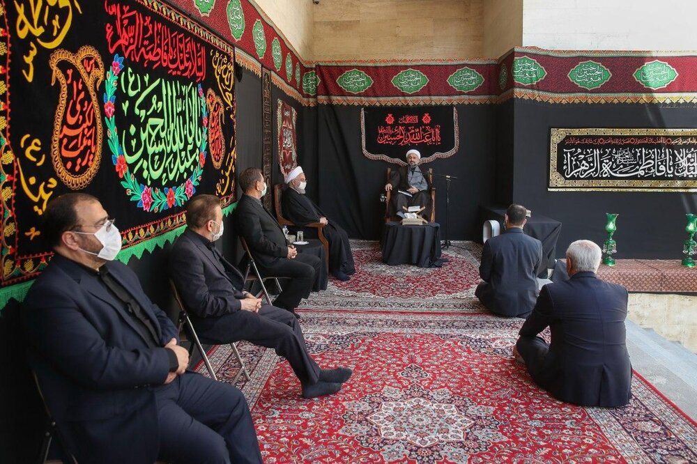عزاداری هیئت دولت در فضای باز