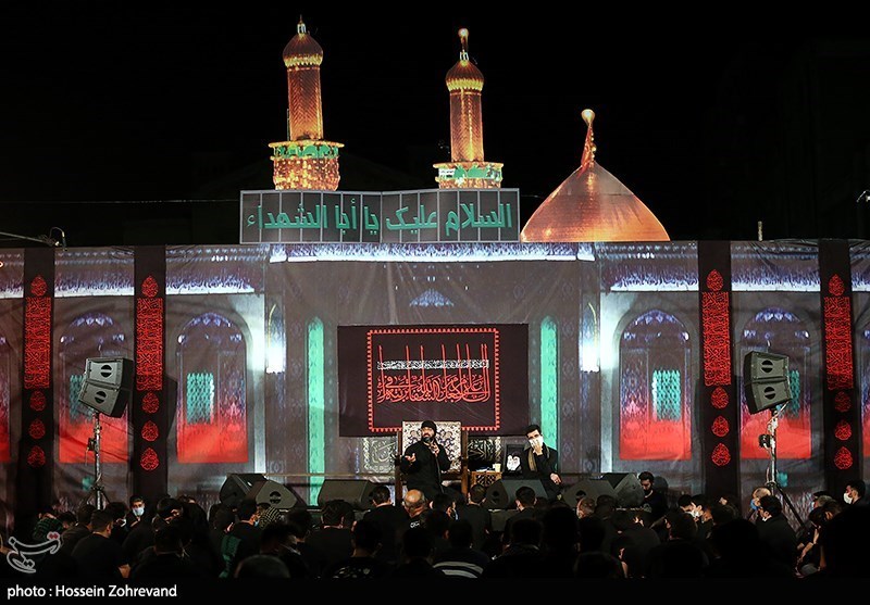 مداحی هلالی و سیب سرخی در هیئت الرضا(ع)‌