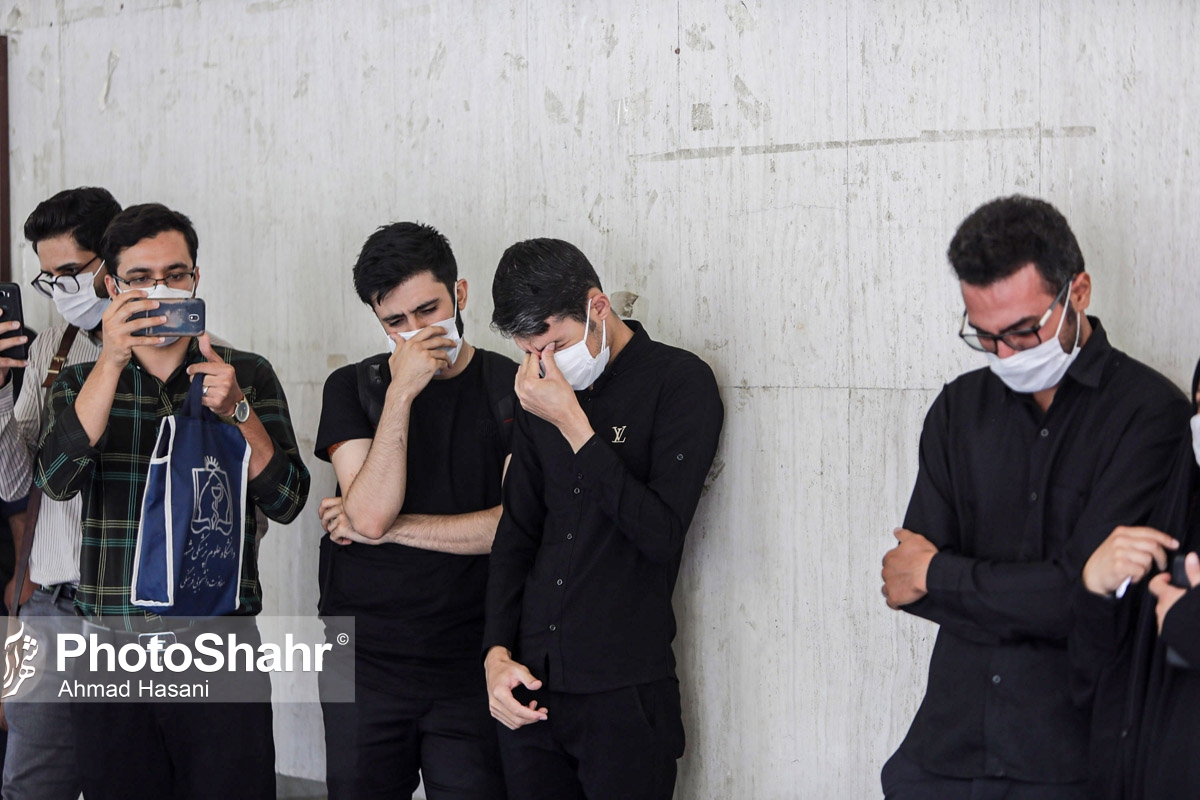 مراسم رونمایی از پرچم گنبد سیدالشهدا در بیمارستان قائم مشهد