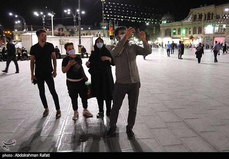 نورپردازی سه بعدی به مناسبت محرم در میدان امام همدان