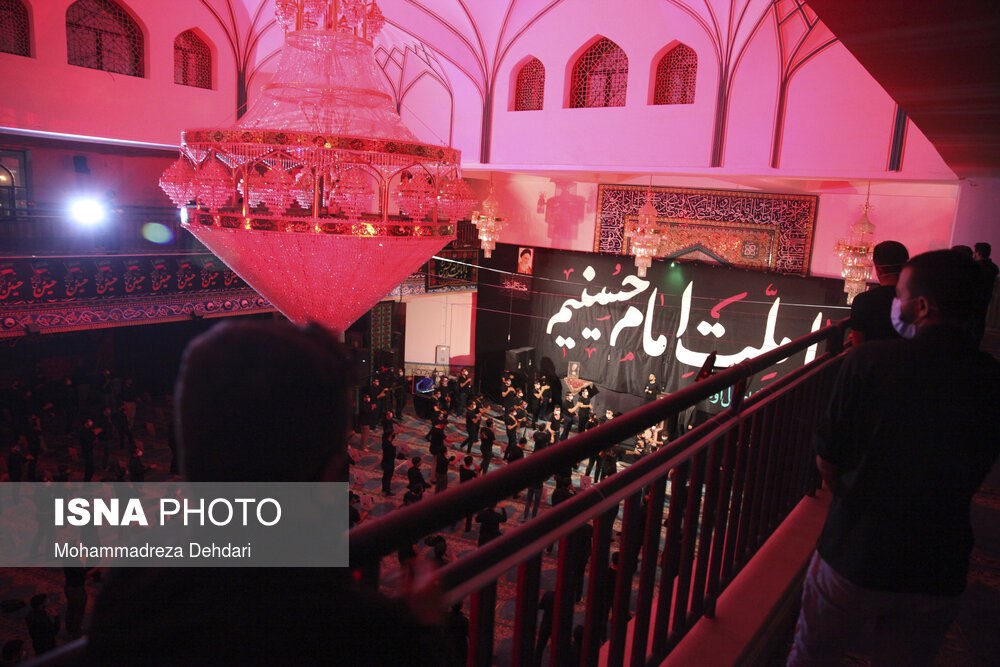 «ما ملت امام حسینیم»