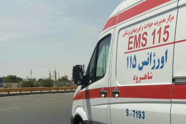 تصادف آمبولانس خصوصی با پراید در اصفهان ۵ مصدوم به جای گذاشت