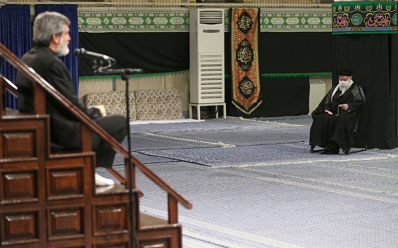 دومین شب مراسم عزاداری حضرت اباعبدالله الحسین(ع) با حضور رهبر انقلاب