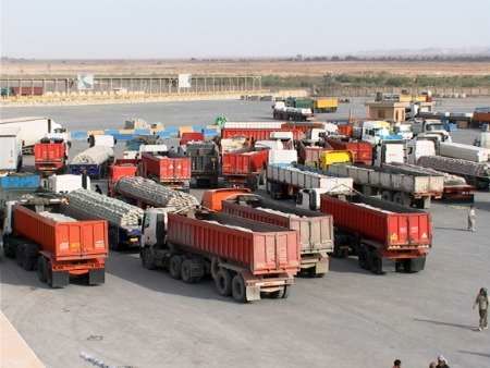 فعالیت مرز تجاری مهران ۴ روز در هفته انجام می شود
