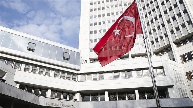 انتقاد ترکیه از حضور جنگنده‌های فرانسوی در قبرس یونانی‌نشین
