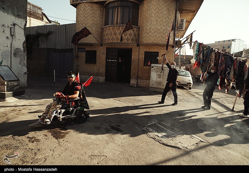مراسم سنتی طوق بندان در محله دباغان گرگان