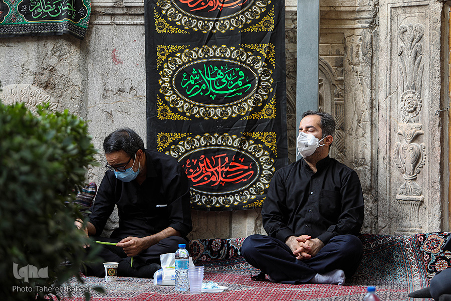 مراسم روضه در خانه ملک