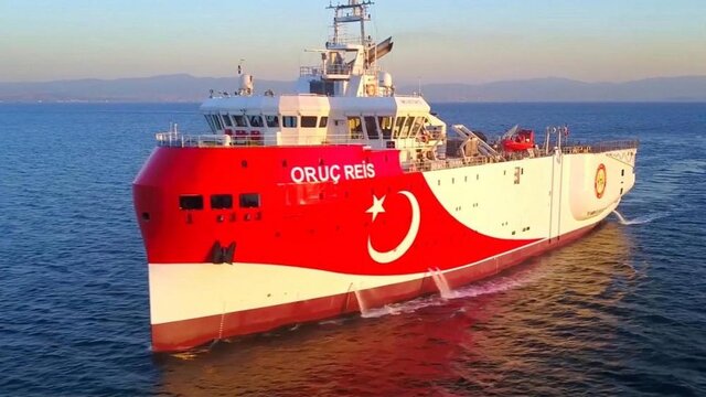 ماموریت کشتی تحقیقاتی ترکیه در مدیترانه تمدید شد