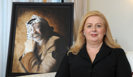 همسر عرفات تشکیلات خودگردان فلسطین را تهدید کرد