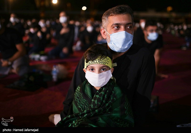 عزاداری شب عاشورا در هیئت ریحانة الحسین