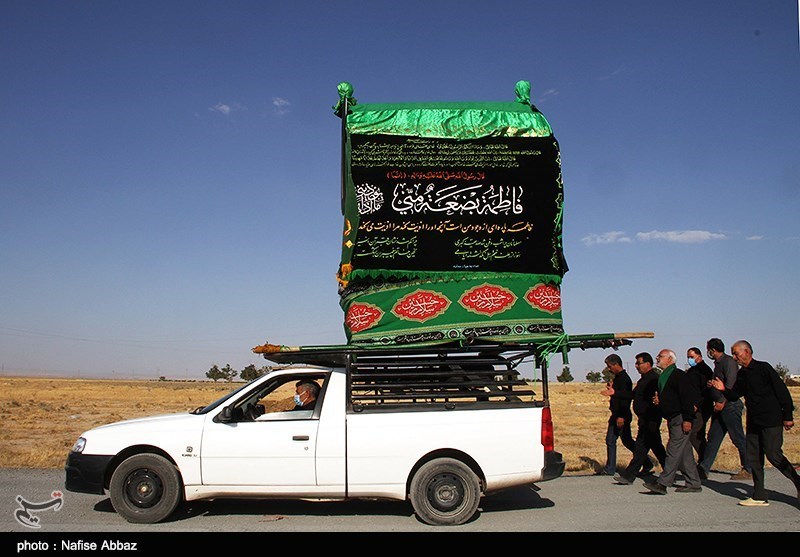 مراسم نخل گردانی و علم گردانی روستای مراداباد در اراک