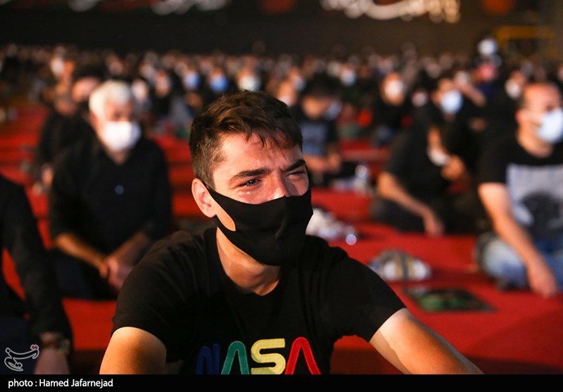 عزاداری شب عاشورا در هیئت ریحانة الحسین