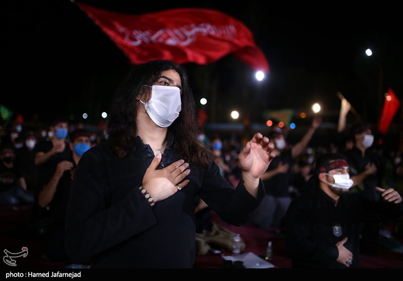 عزاداری شب عاشورا در هیئت ریحانة الحسین
