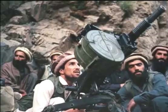 عکس/ «احمد شاه مسعود» قهرمان ملی افغانستان در کنار «حاج قاسم»