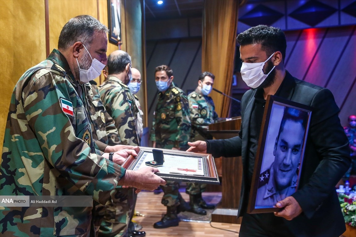 همایش تجلیل از مدافعان سلامت ارتش جمهوری اسلامی ایران